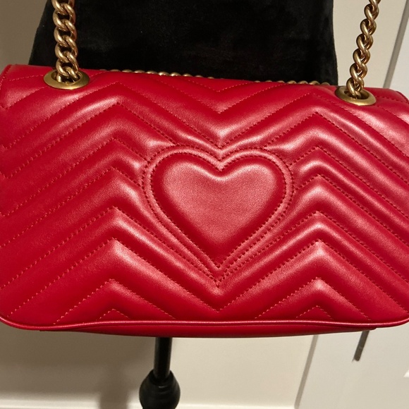 GUCCI MARMONT RED LEATHER SHOULDER/CROSSBODY BAG - Picture 10 of 16
